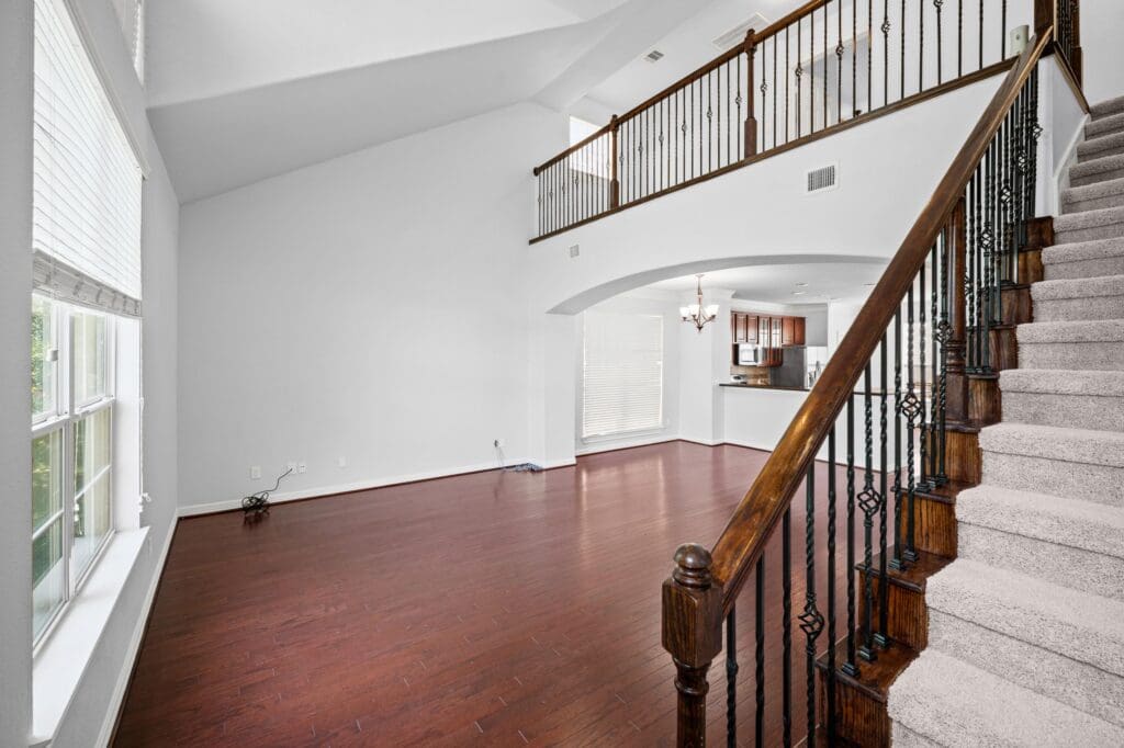 Just Listed: priced to sell and ready for move in